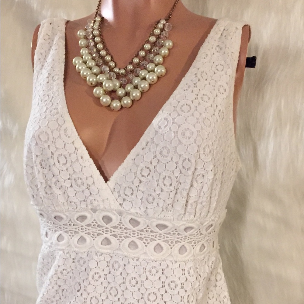 Max Edition white lace dress